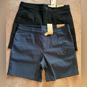 Eddie Bauer set of 2 Rainier cargo shorts size 12 NWT